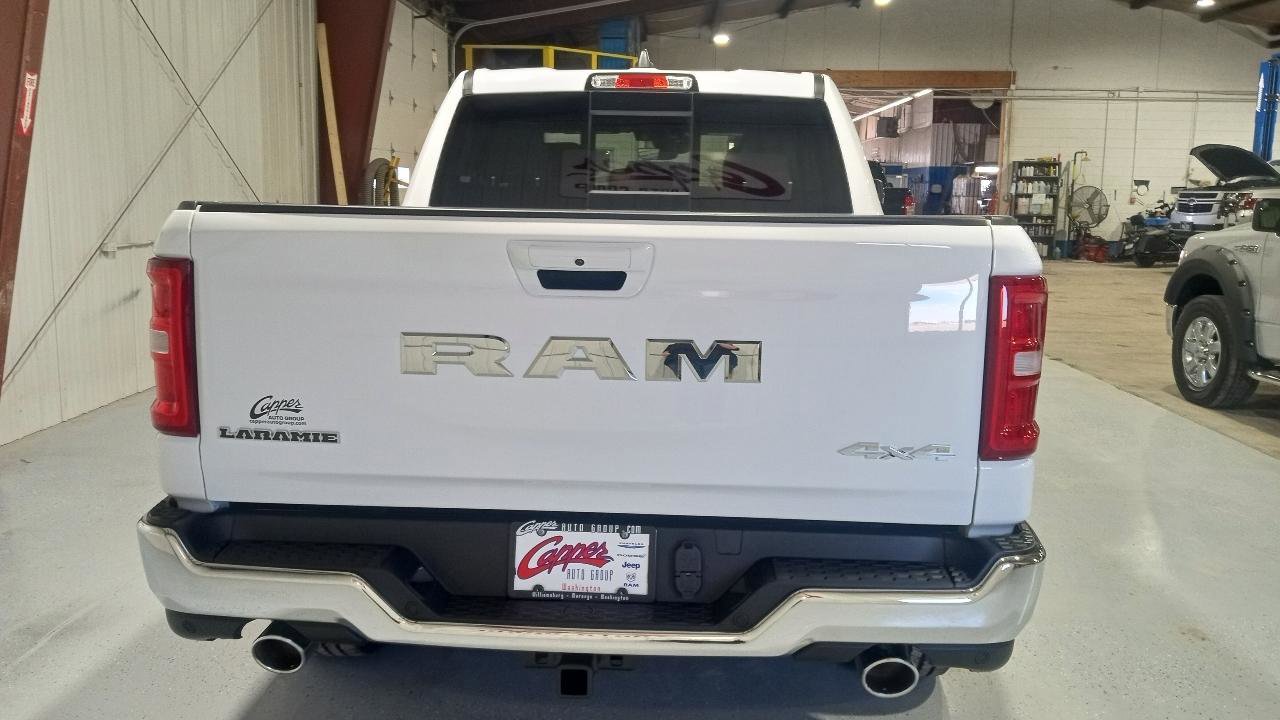 New 2026 RAM 1500 Laramie AWD/4WD image 5