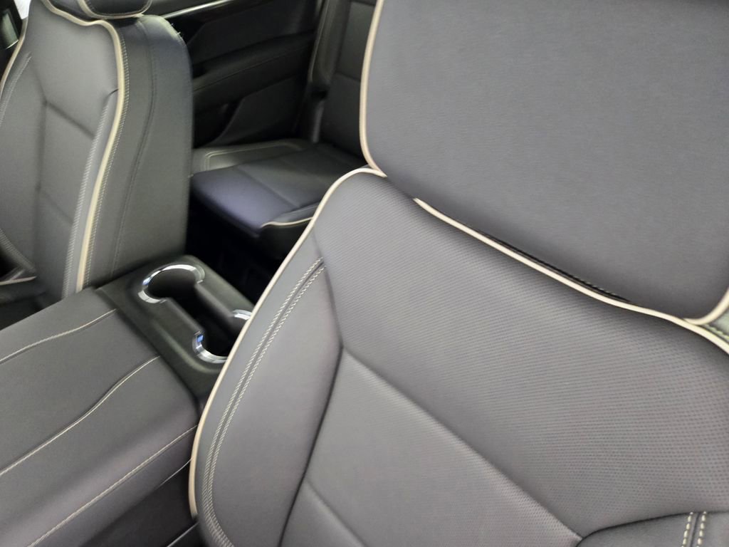 New 2026 Chevrolet Tahoe Premier w/ Sun And Tow Package image 28