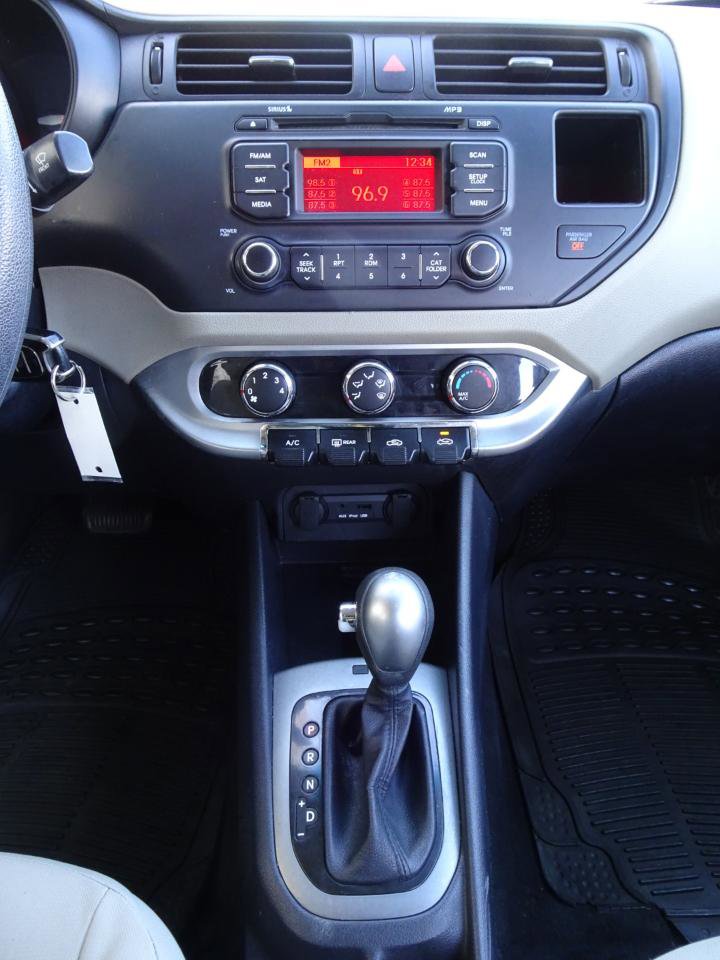 Used 2013 Kia Rio LX w/ PWR Pkg image 14