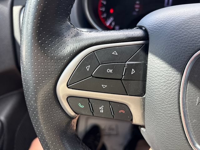Used 2020 Dodge Durango SXT AWD/4WD image 11