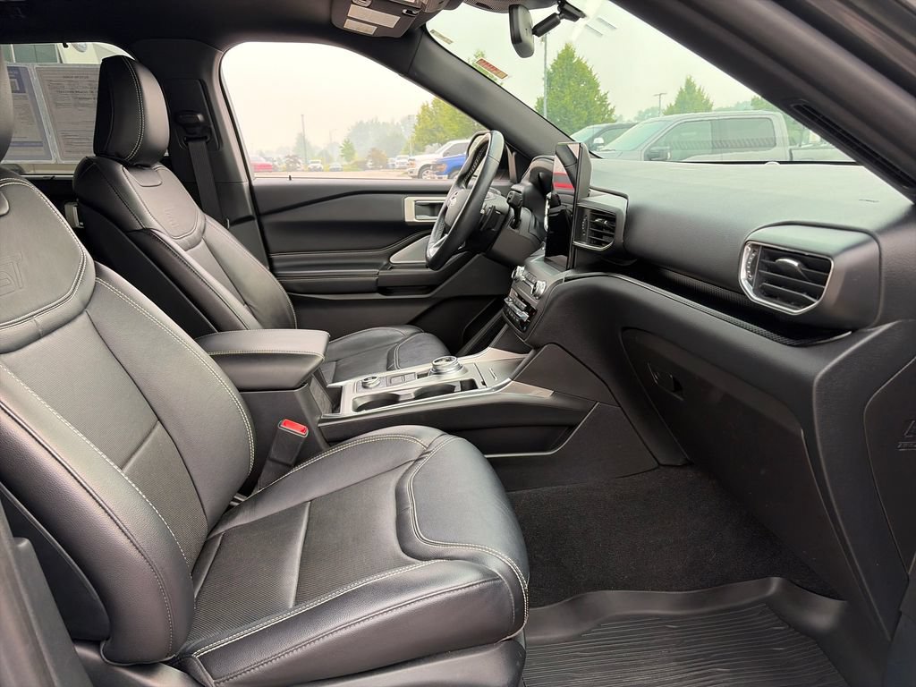 Used 2020 Ford Explorer ST w/ Premium Technology Package AWD/4WD image 11