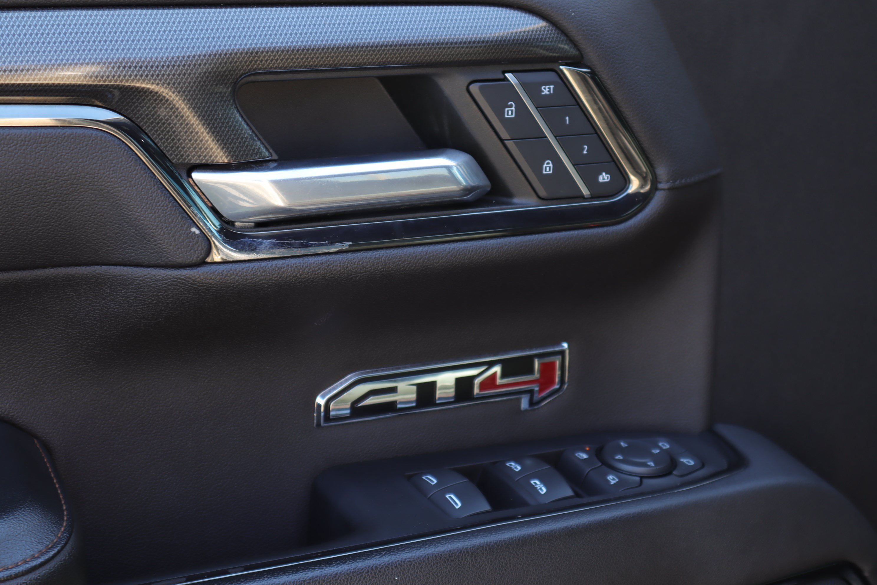 Used 2022 GMC Sierra 1500 AT4 AWD/4WD image 22