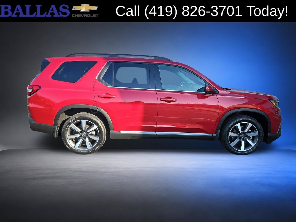Used 2023 Honda Pilot Touring image 6