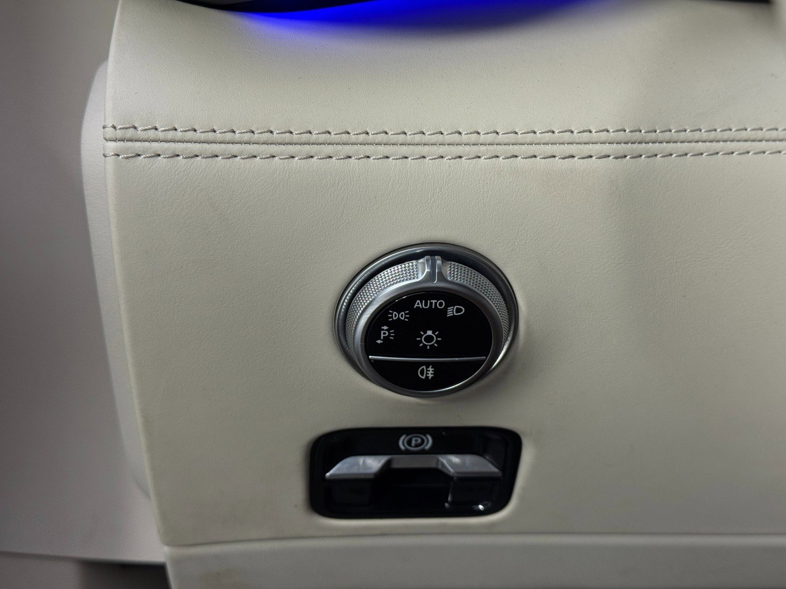 Used 2022 Mercedes-Benz SL 55 AMG 4MATIC image 17