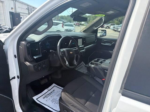 Used 2024 Chevrolet Silverado 1500 LT AWD/4WD image 15