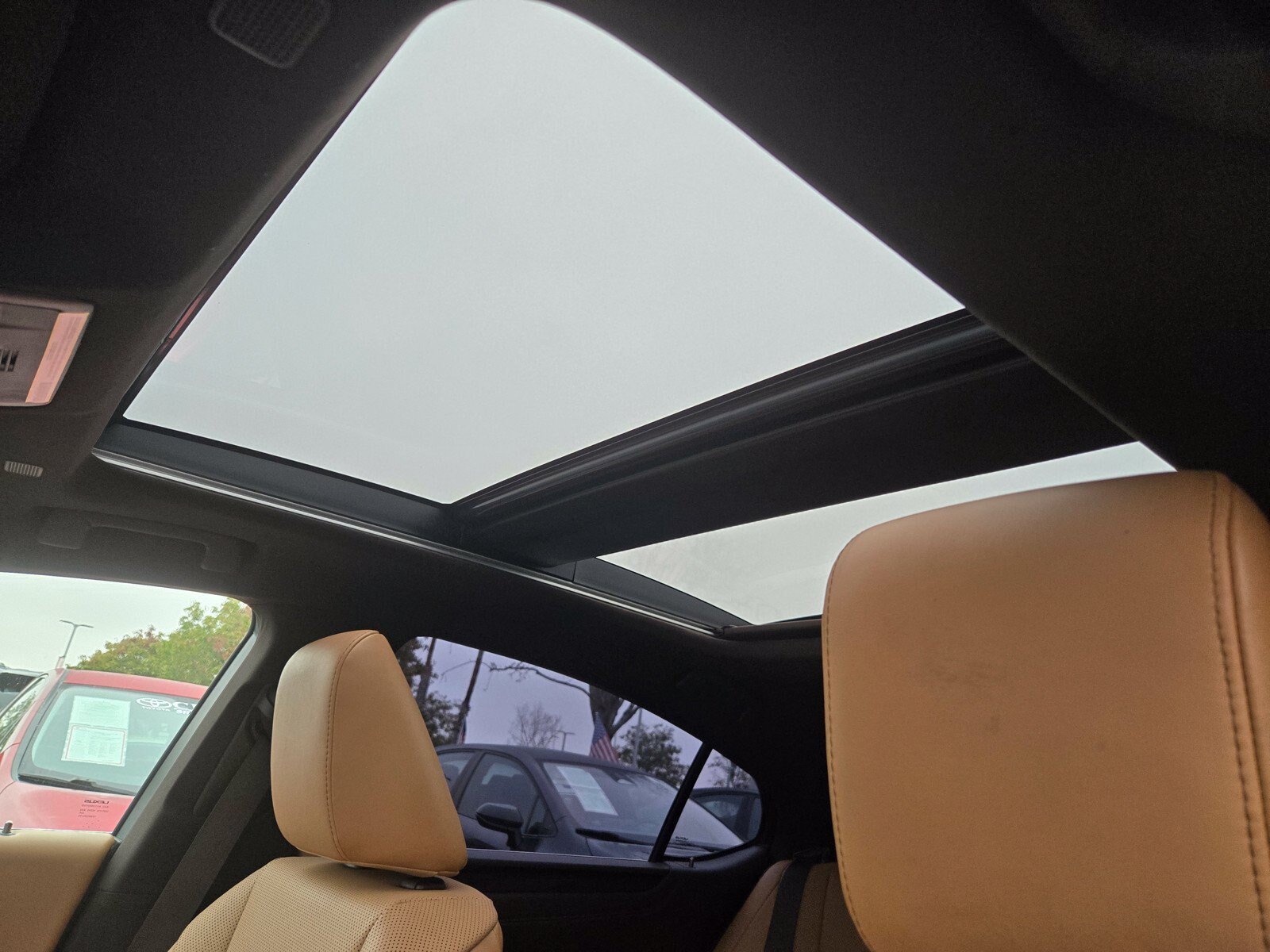 Used 2021 Lexus ES 350 w/ Premium Package FWD image 17