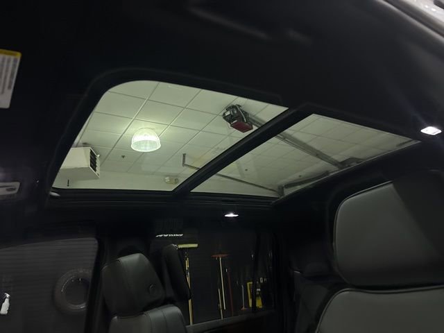 Used 2026 GMC Yukon XL Denali w/ Denali Reserve Package image 27