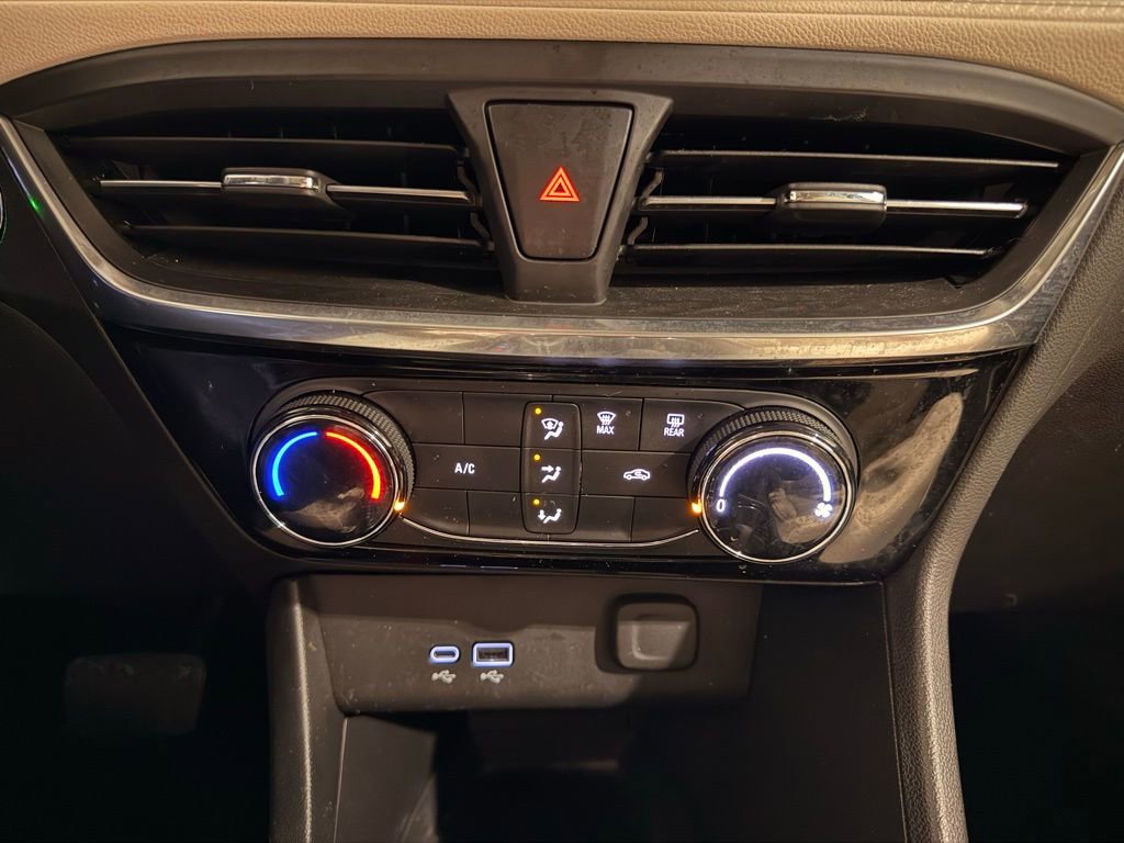 Used 2024 Buick Encore GX Sport Touring image 22