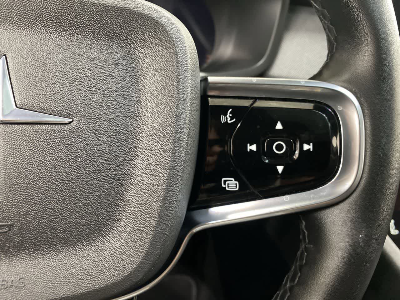 Used 2021 Polestar Polestar 2 image 22