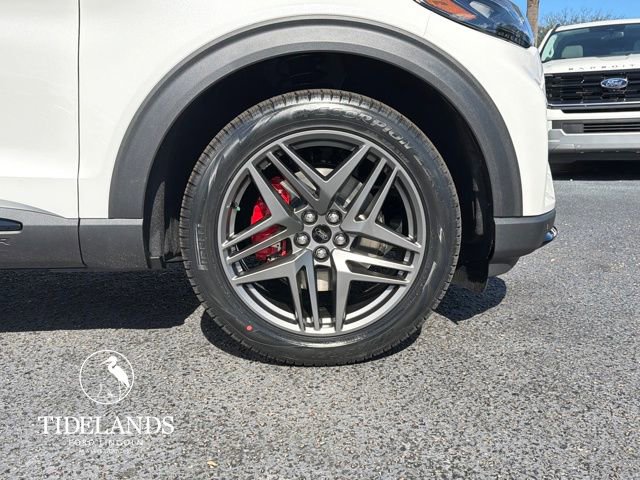 New 2026 Ford Explorer ST image 31