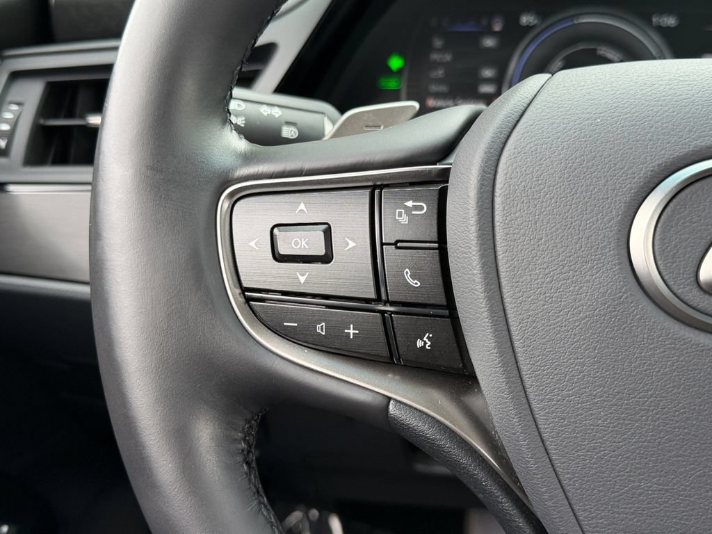 Certified 2025 Lexus ES 300h w/ Premium Package FWD image 19