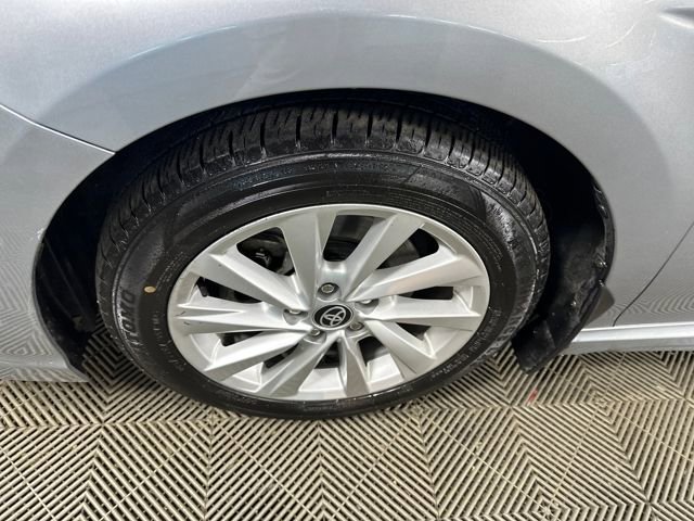 Used 2023 Toyota Camry SE image 10
