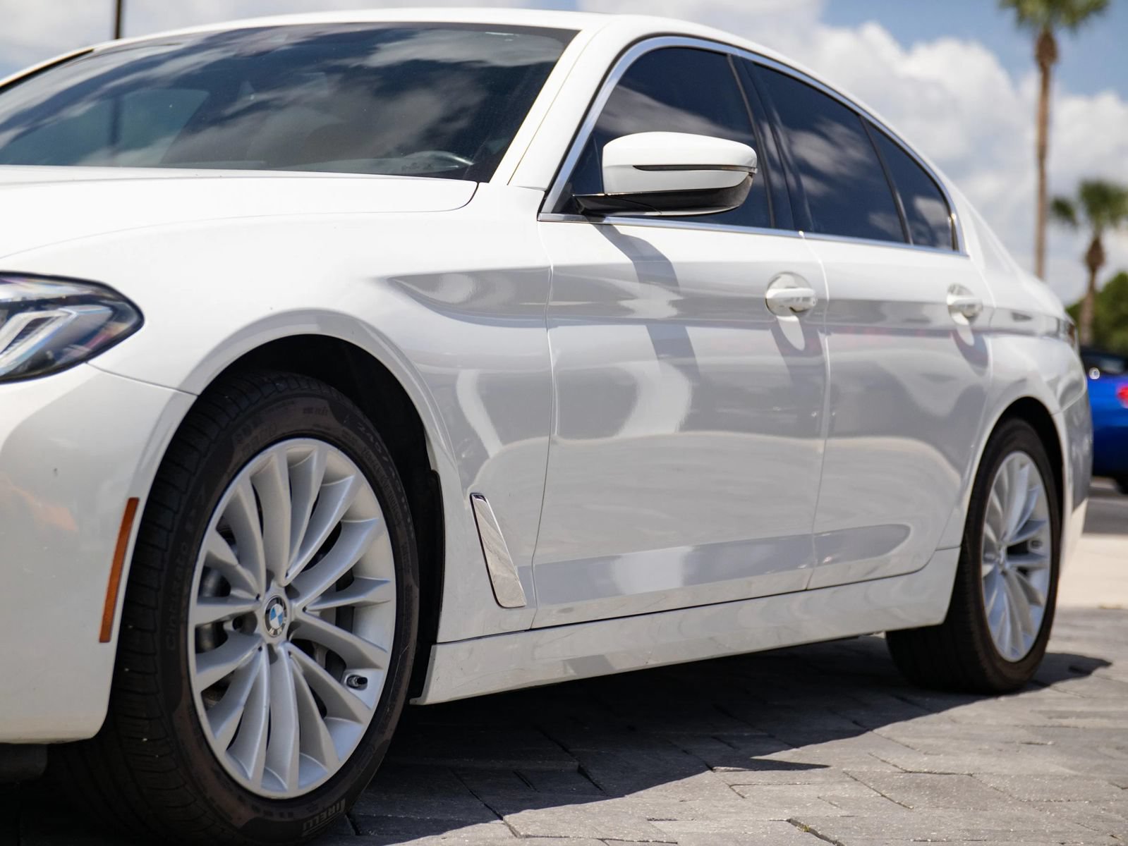 Used 2021 BMW 530i xDrive w/ Convenience Package AWD/4WD image 7
