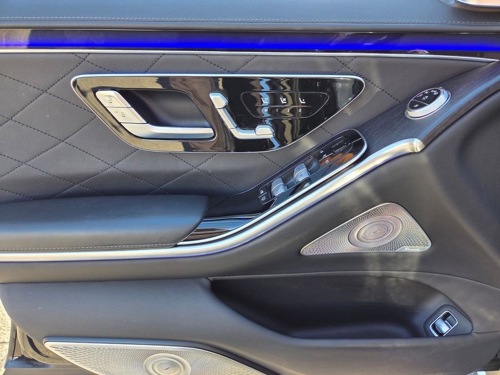 Used 2022 Mercedes-Benz S 580 4MATIC Sedan image 42