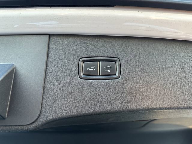 Used 2021 Porsche Cayenne Coupe image 43