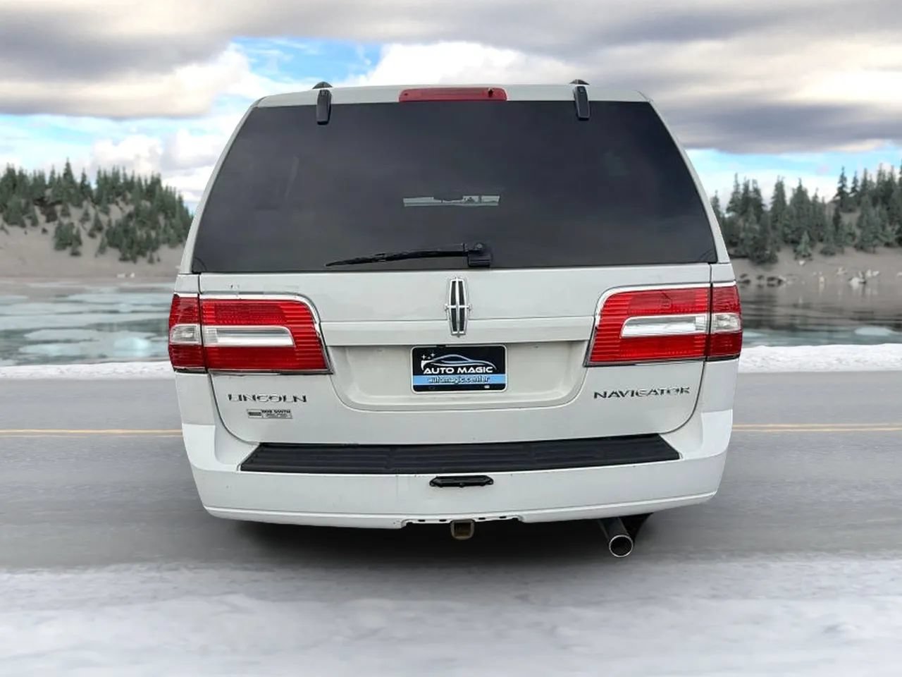 Used 2008 Lincoln Navigator 4WD image 4