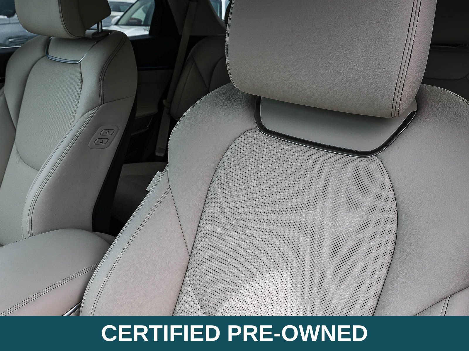 Used 2026 Genesis GV70 2.5T Select AWD/4WD image 28