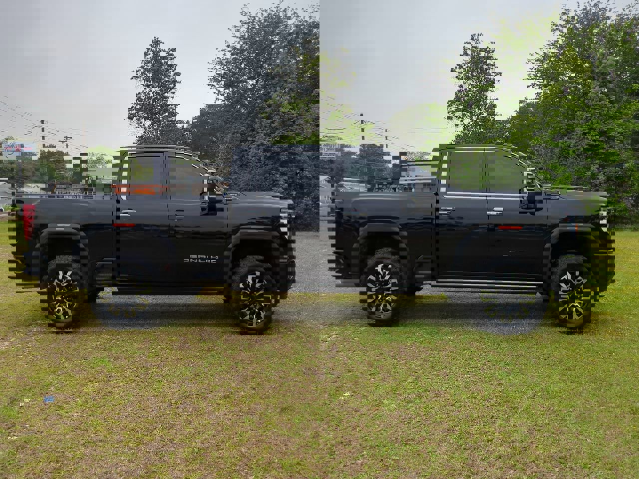 Certified 2024 GMC Sierra 2500 Denali Ultimate image 3