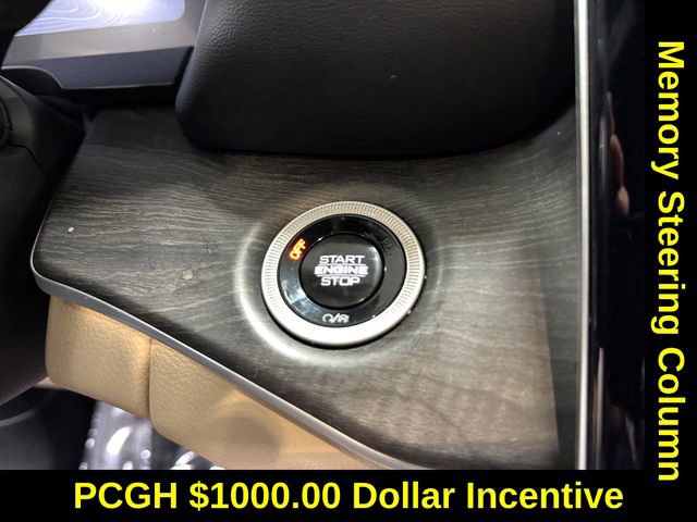 Used 2024 Jeep Grand Cherokee L Limited w/ Luxury Tech Group II image 20
