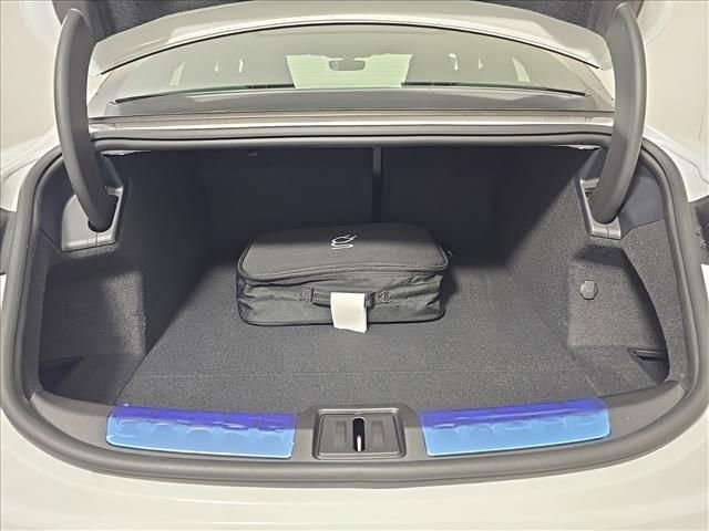 Used 2026 Porsche Taycan GTS image 13