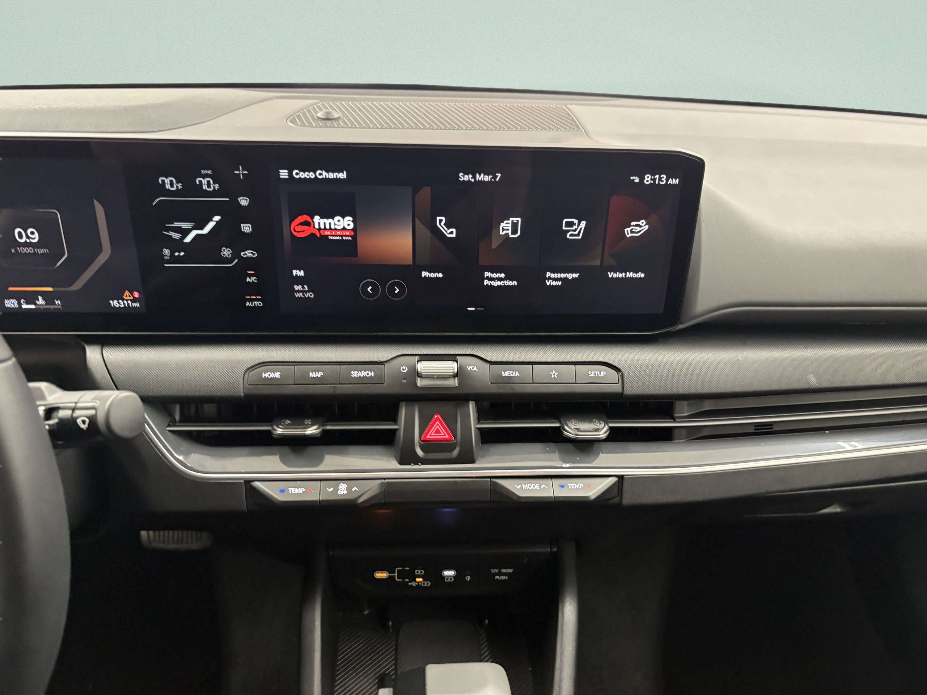 Used 2025 Kia K4 EX image 12