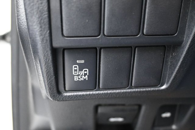 Used 2016 Lexus IS 200t w/ F Sport Package RWD image 27