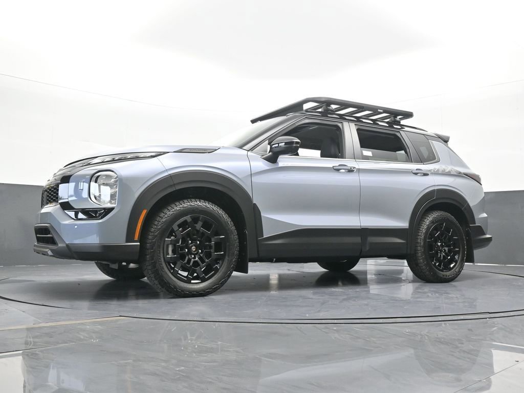 New 2025 Mitsubishi Outlander AWD image 68