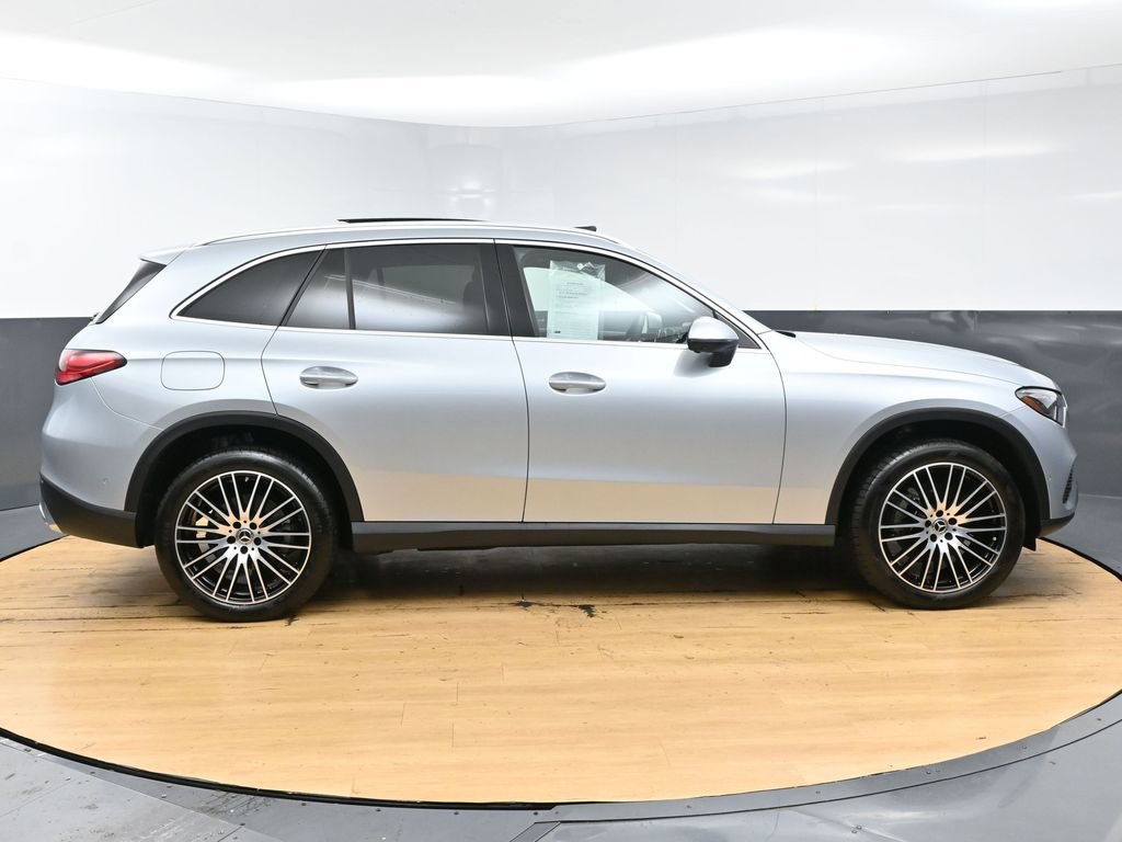 Used 2023 Mercedes-Benz GLC 300 w/ Pinnacle Trim Package image 54