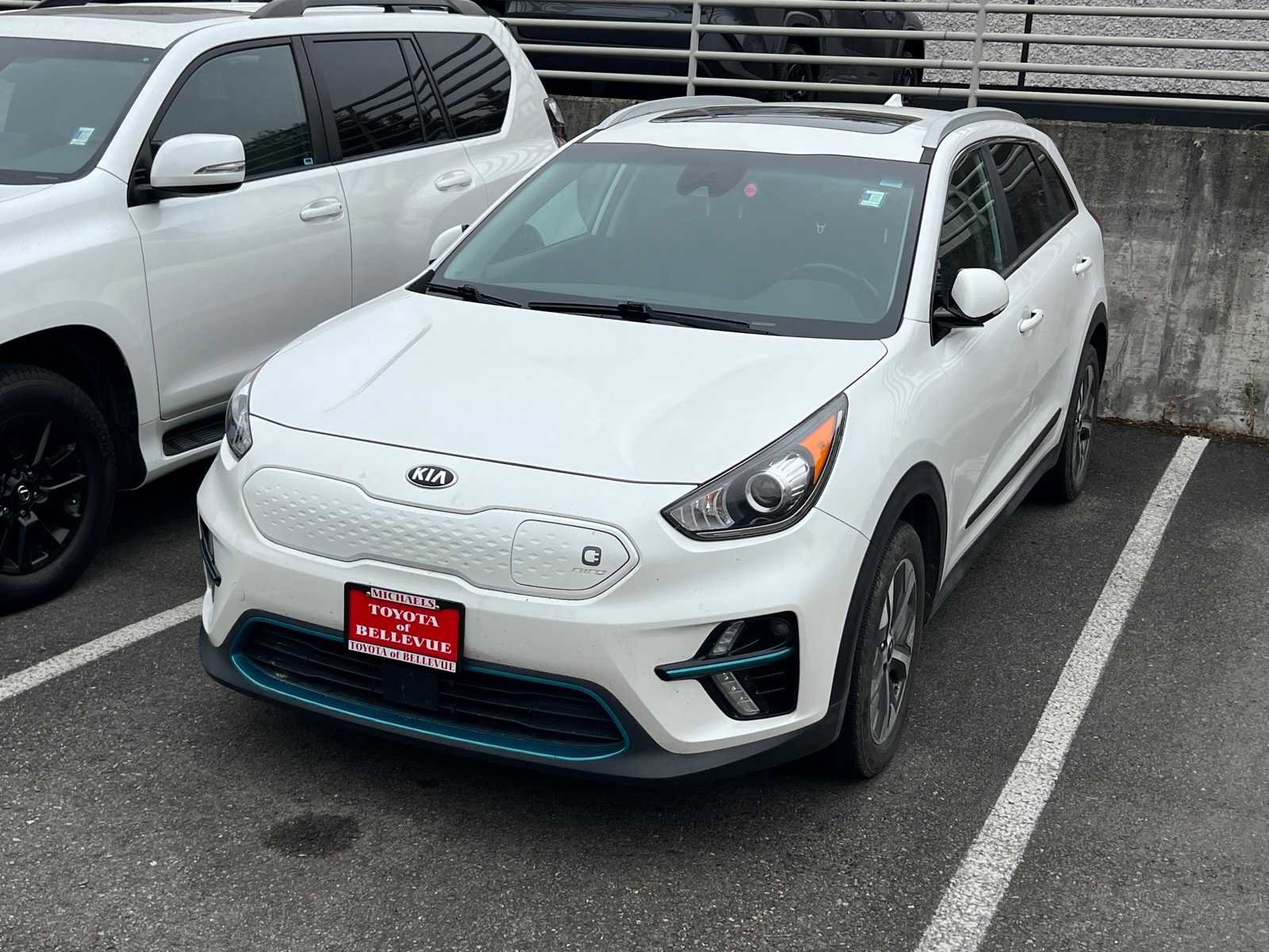 Used 2019 Kia Niro EX Premium w/ Cold Weather Package 1.0