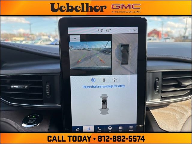 Used 2020 Ford Explorer Platinum w/ Premium Technology Package image 30