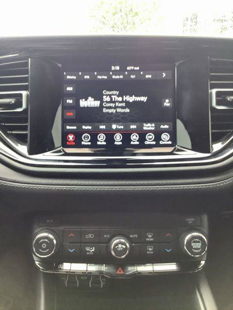 Certified 2022 Dodge Durango SXT w/ Blacktop Package AWD/4WD image 29