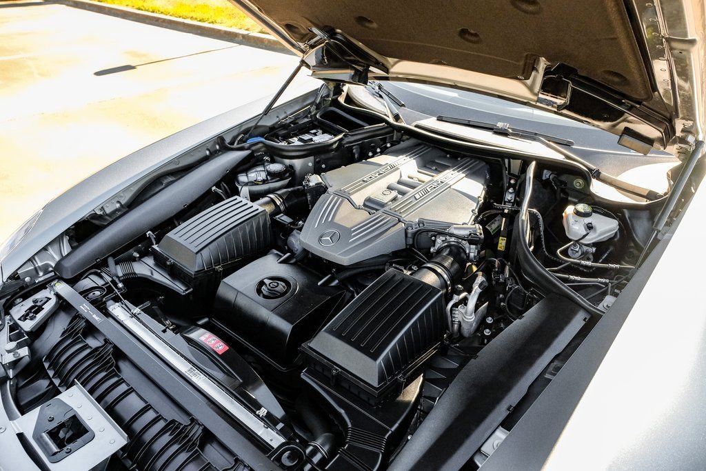 Used 2011 Mercedes-Benz SLS AMG Coupe image 19