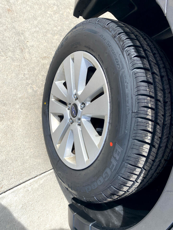 Used 2018 Subaru Outback 2.5i Premium image 12
