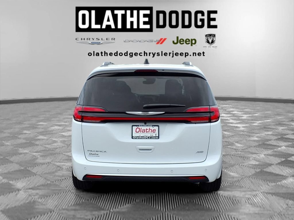 New 2026 Chrysler Pacifica Pinnacle AWD/4WD image 30