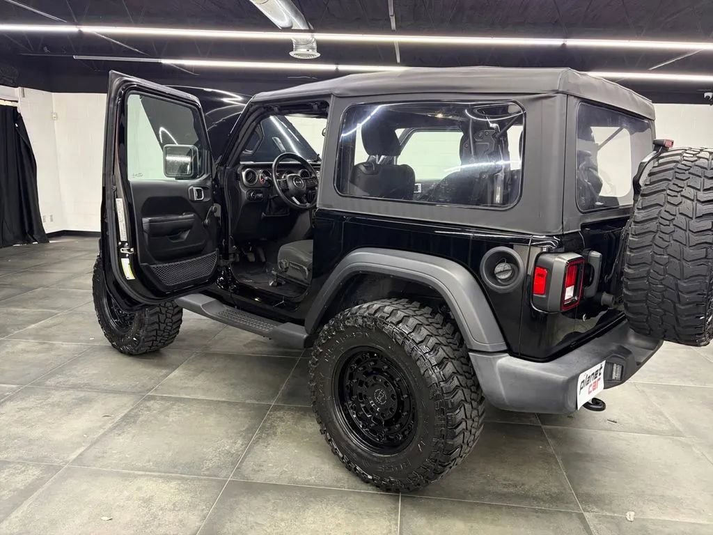 Used 2021 Jeep Wrangler Sport AWD/4WD image 40