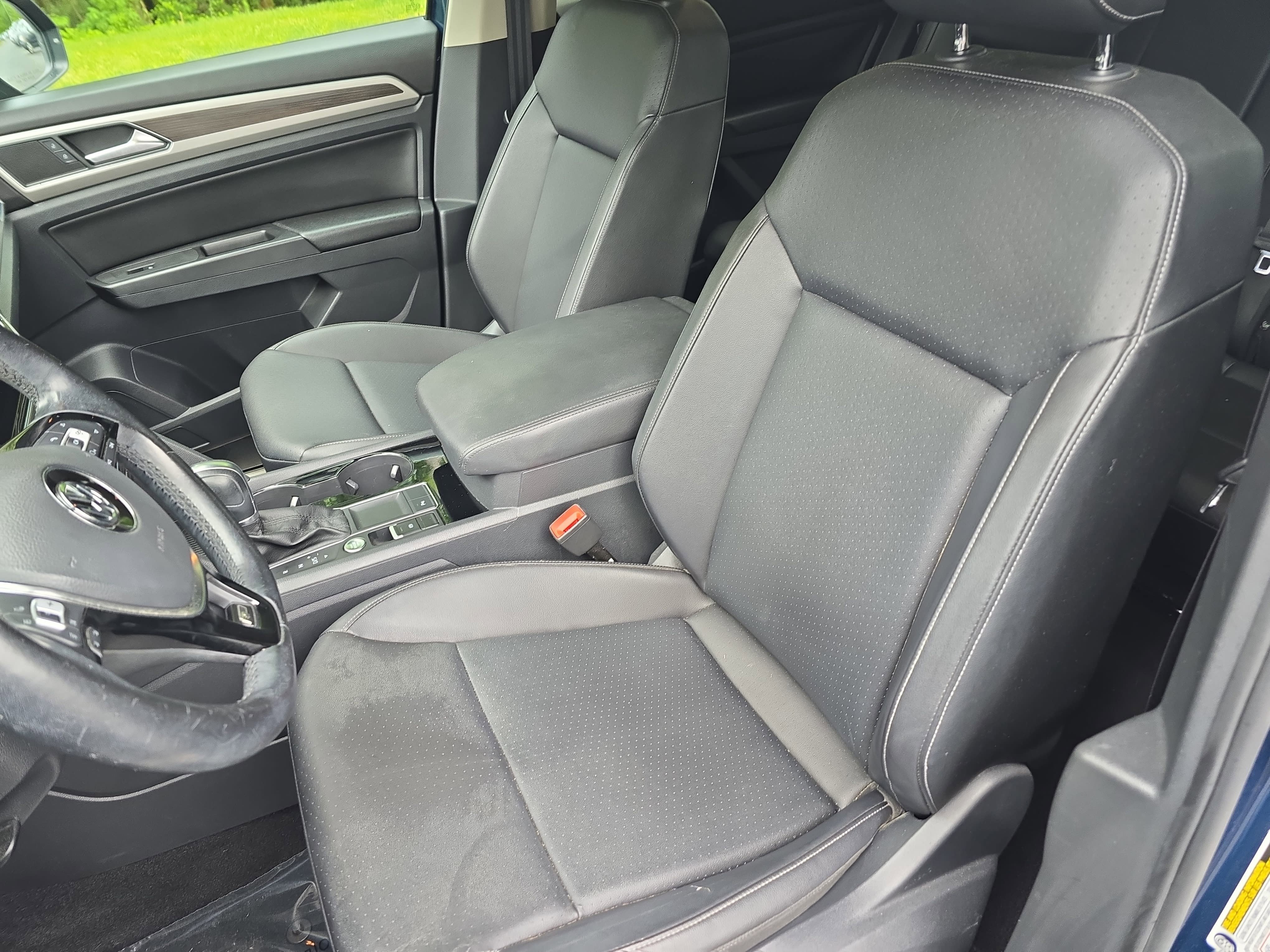 Used 2018 Volkswagen Atlas SEL w/ R-Line Package FWD image 15