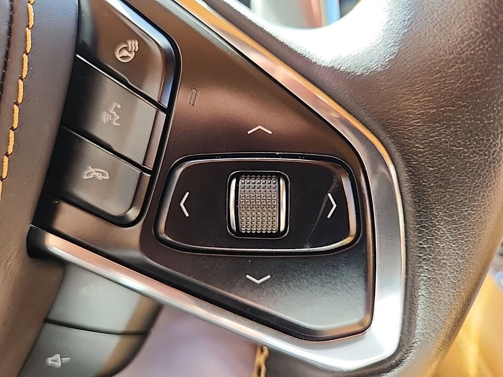 Used 2020 Chevrolet Corvette Stingray Premium Cpe w/ 3LT Preferred Equipment Group image 32