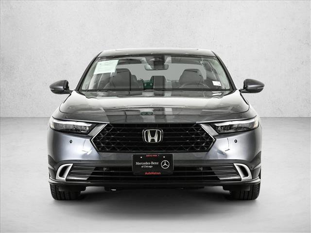 Used 2023 Honda Accord Touring image 2