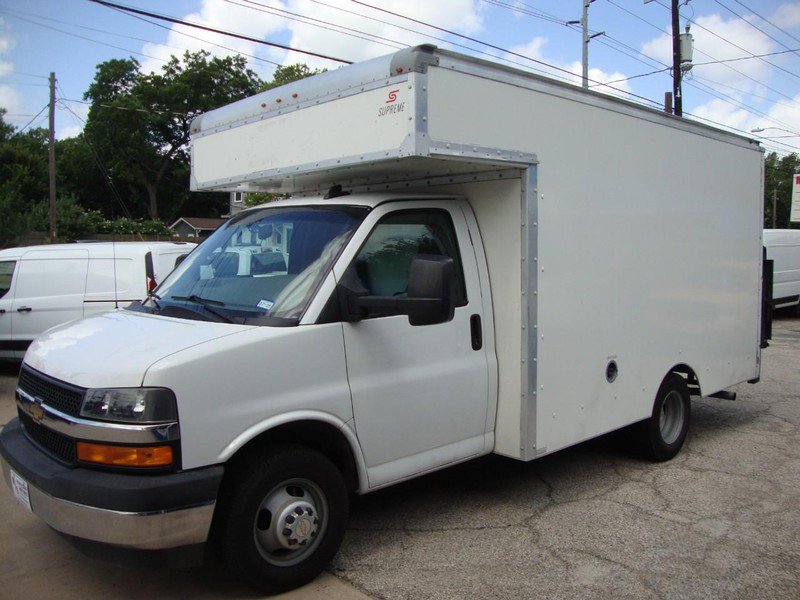 Used 2019 Chevrolet Express 3500 w/ Power Convenience Package RWD image 1