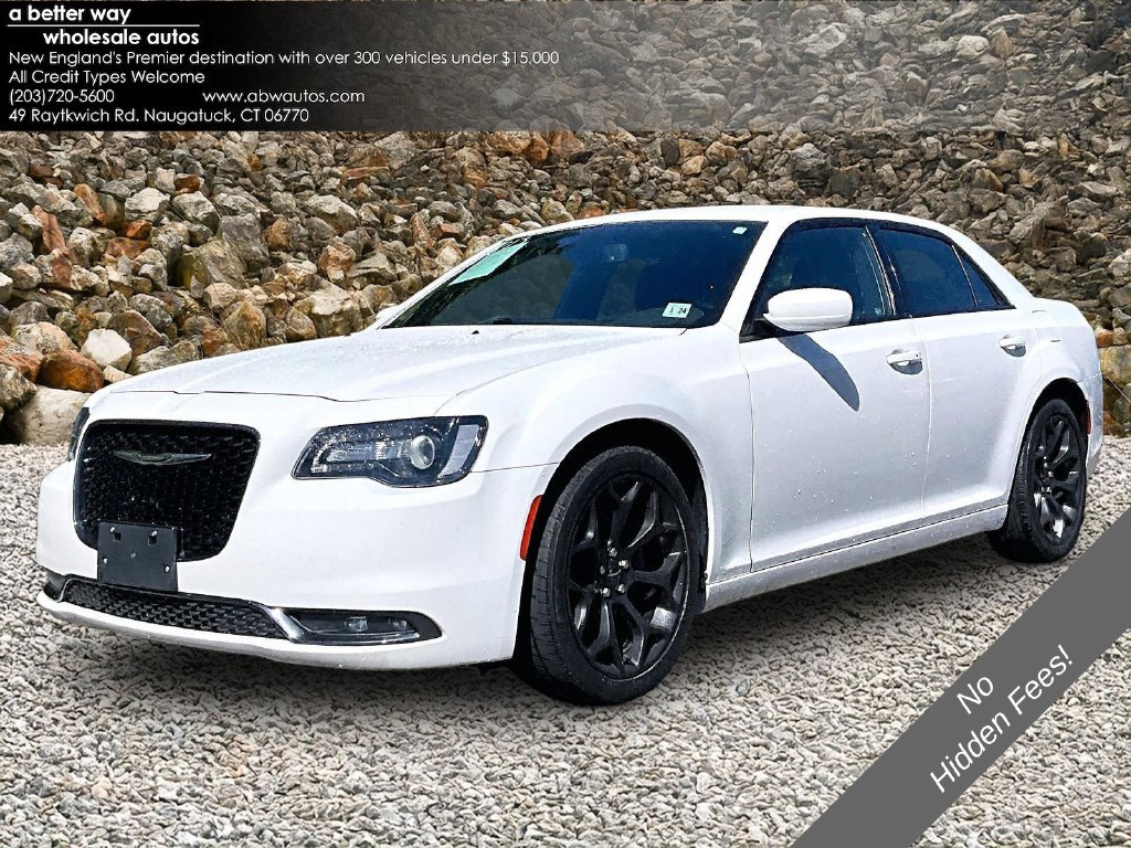 Used 2019 Chrysler 300 S RWD image 1