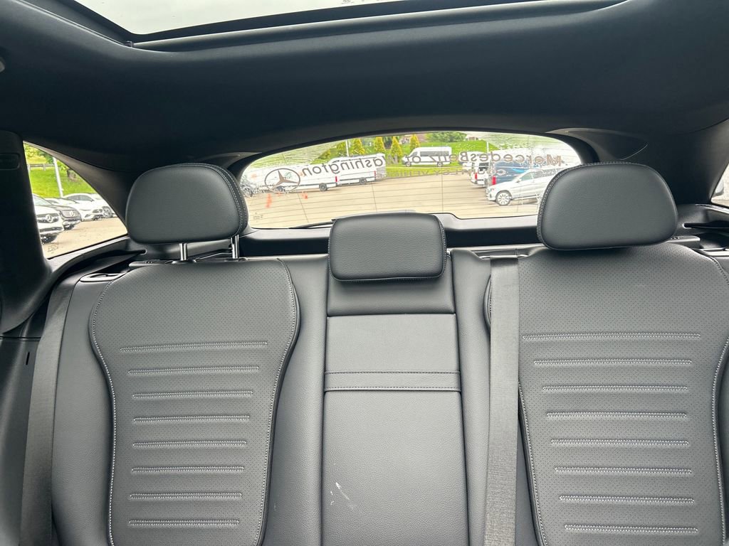 Used 2026 Mercedes-Benz GLC 350e 4MATIC image 15