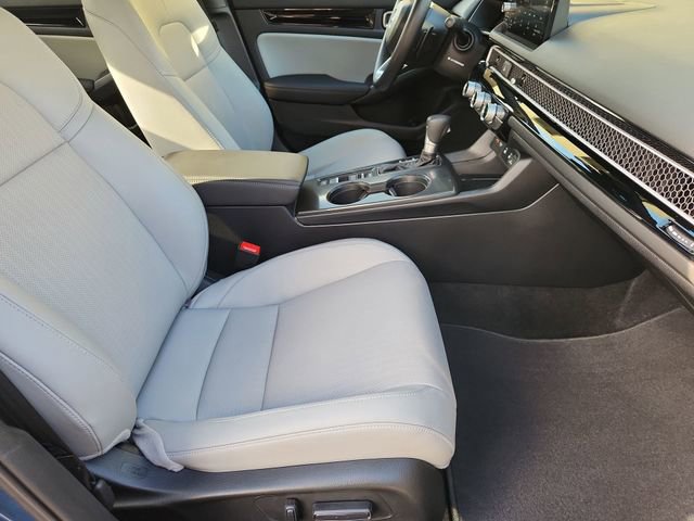 Used 2025 Honda Civic Sport image 26