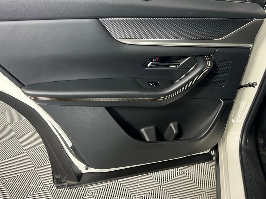 Used 2025 MAZDA CX-90 Plug-In Hybrid w/ Premium Plus image 29