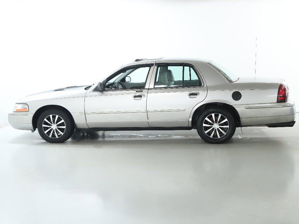 Used 2005 Mercury Grand Marquis LS image 4