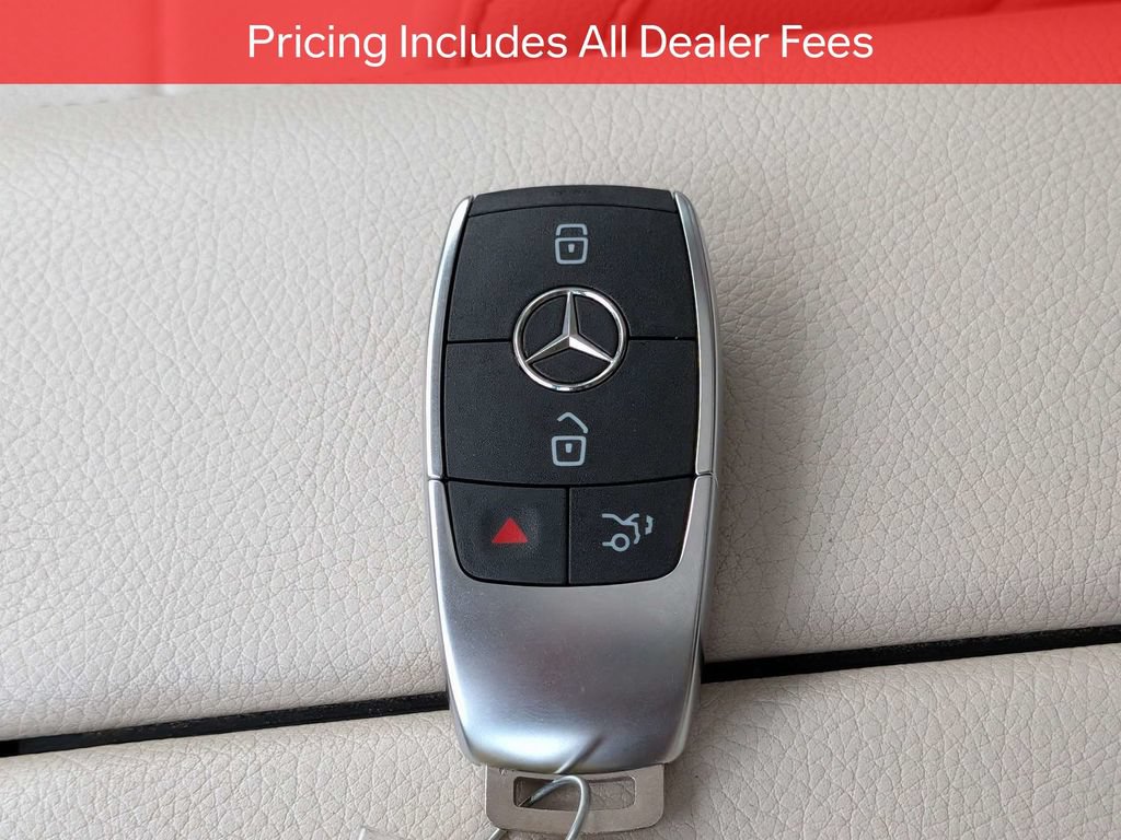 Used 2024 Mercedes-Benz GLS 450 4MATIC image 32