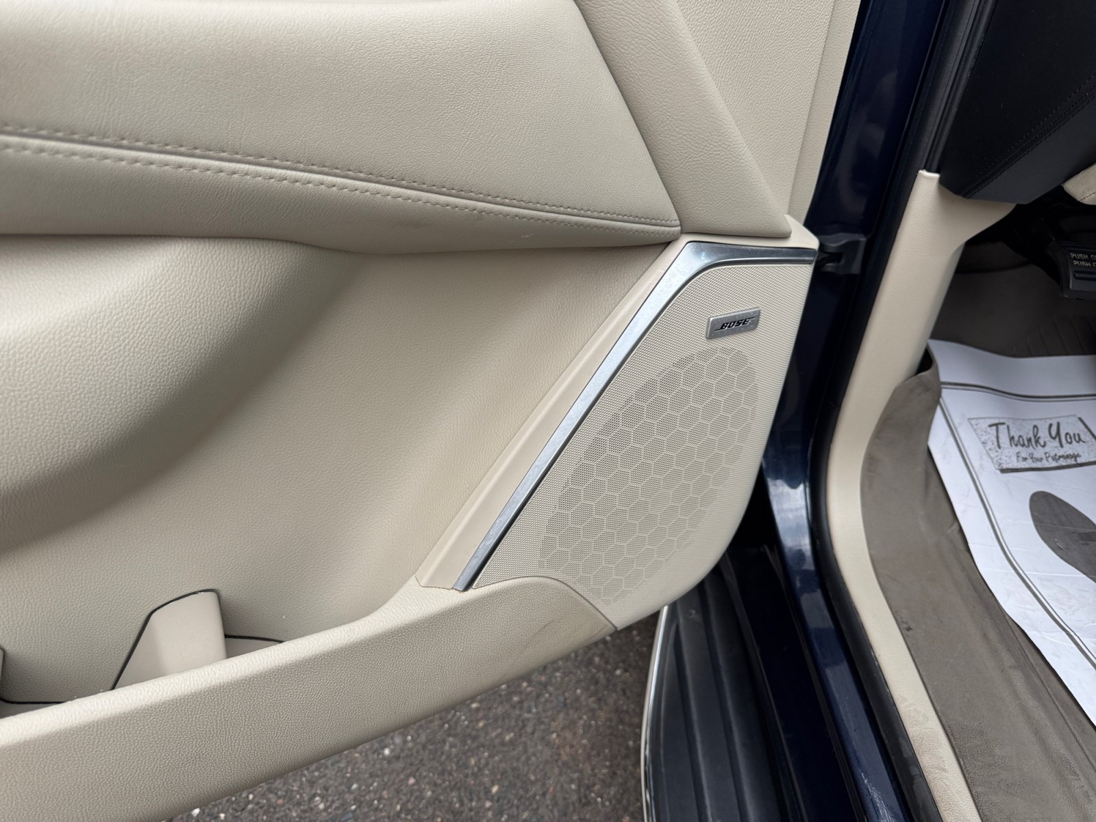 Used 2020 Cadillac Escalade ESV Luxury AWD/4WD image 27