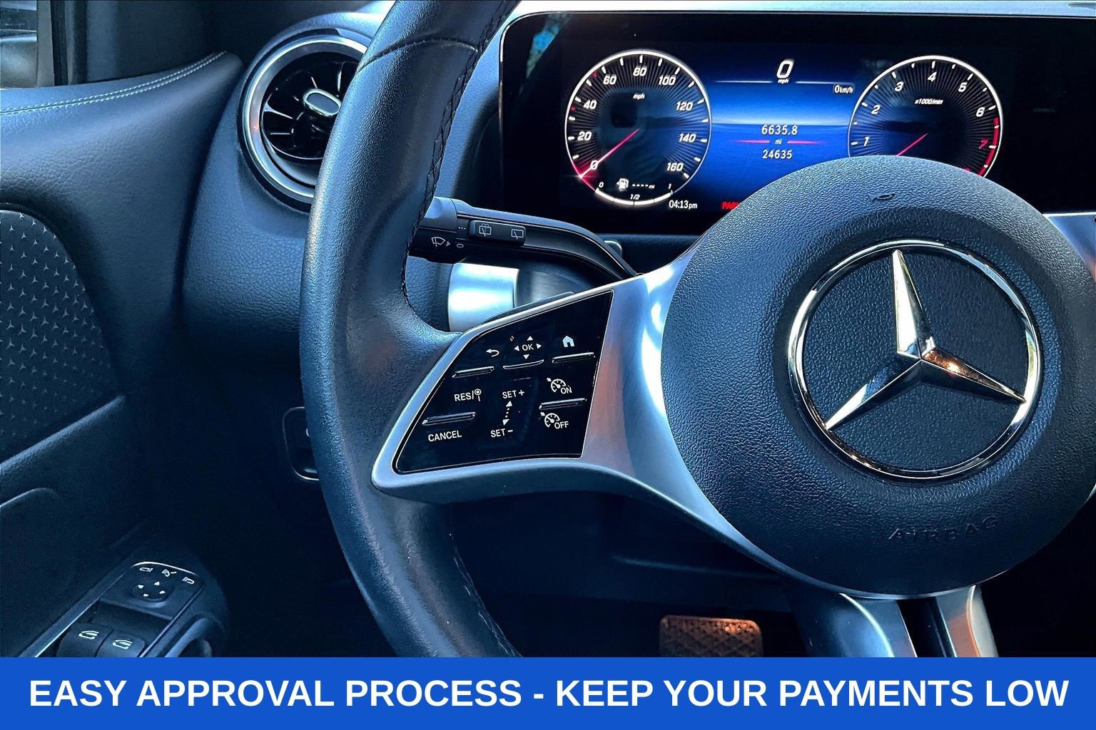 Used 2025 Mercedes-Benz GLB 250 image 14