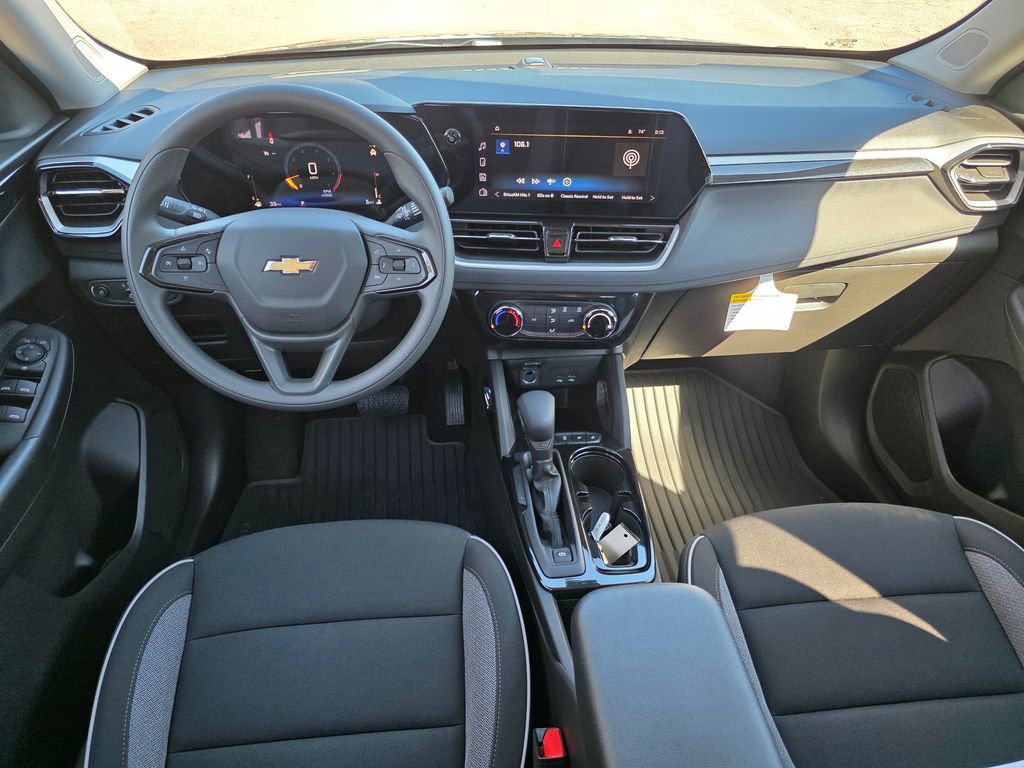 New 2026 Chevrolet TrailBlazer LT FWD image 16