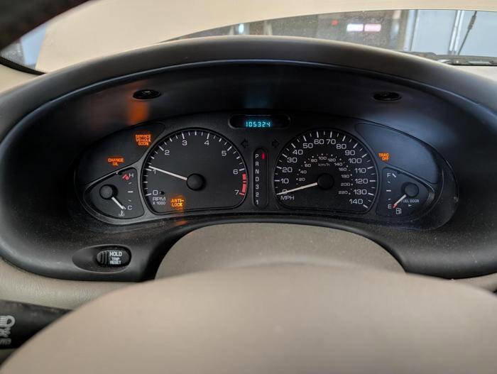 Used 2002 Oldsmobile Alero GL FWD image 32