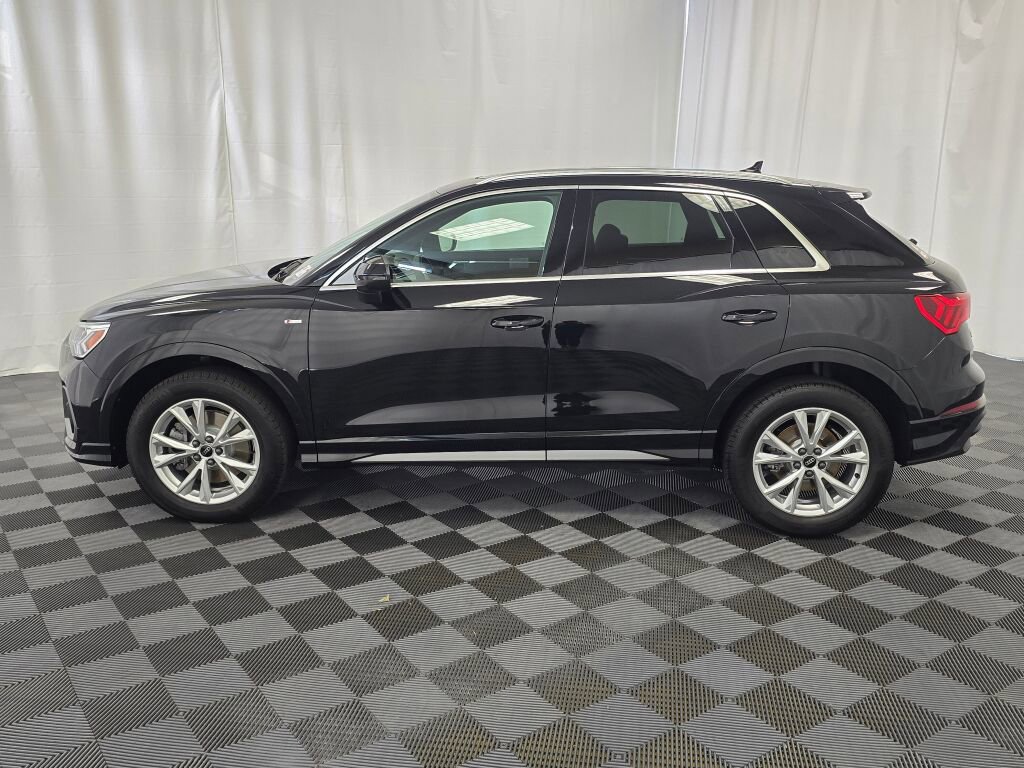 New 2025 Audi Q3 2.0T Premium Plus image 3